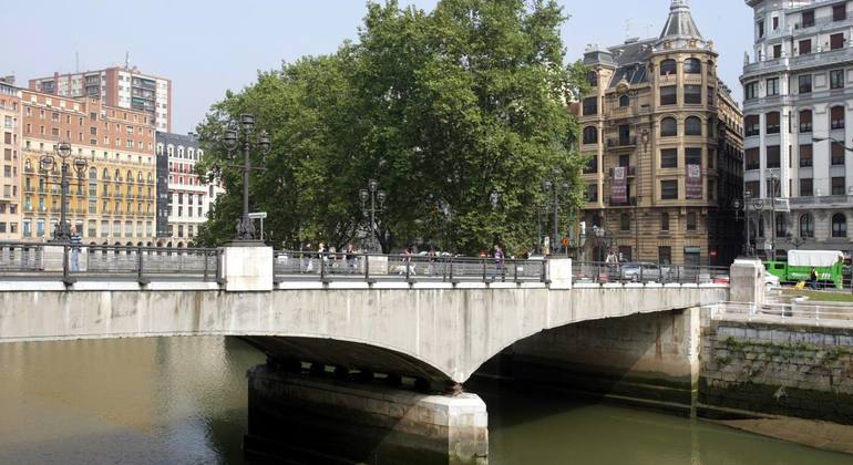 la-ruta-de-los-puentes-bilbao-tour-es-3