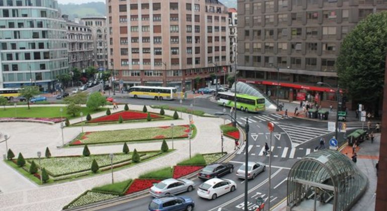 bilbao-avanza-walkingtour-en-1