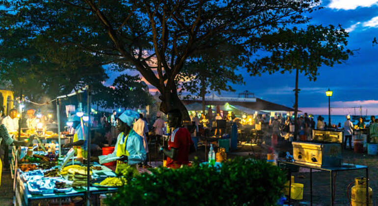 Guia Completo da Cidade de Pedra: Passeio a pé gratuito para pequenos grupos Tanzânia — #4