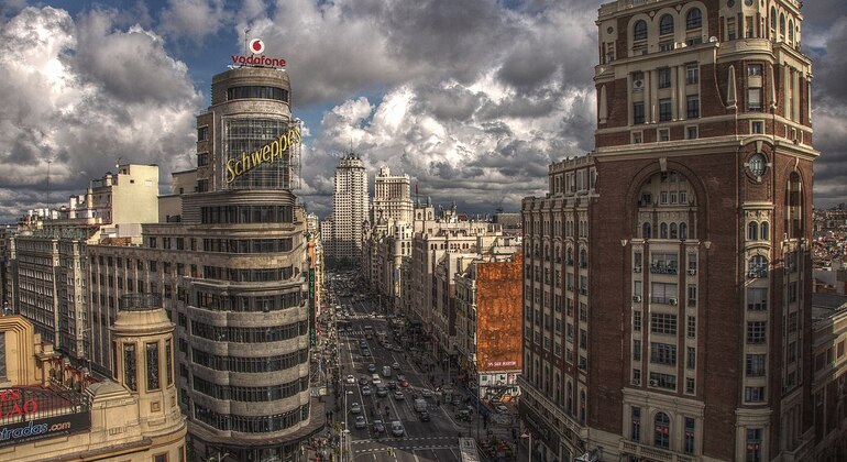 Tour a piedi gratuito di Madrid Fornito da Irene A