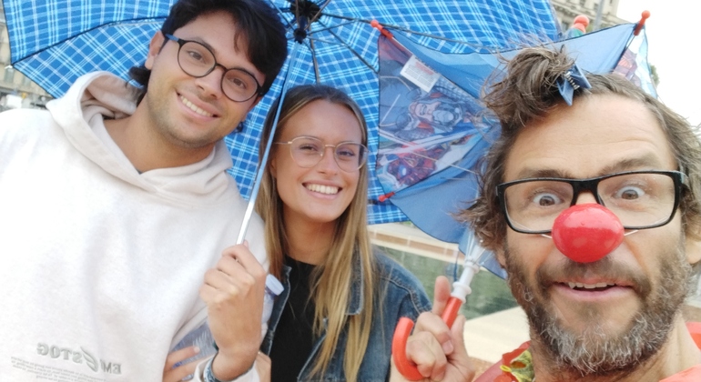 tour-artistico-guiado-por-barcelona-es-1