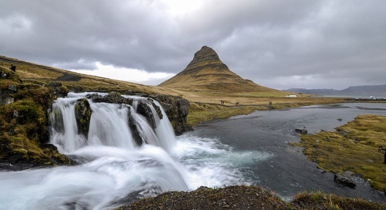 Snæfellsnes Peninsula Tour Provided by BusTravel Iceland