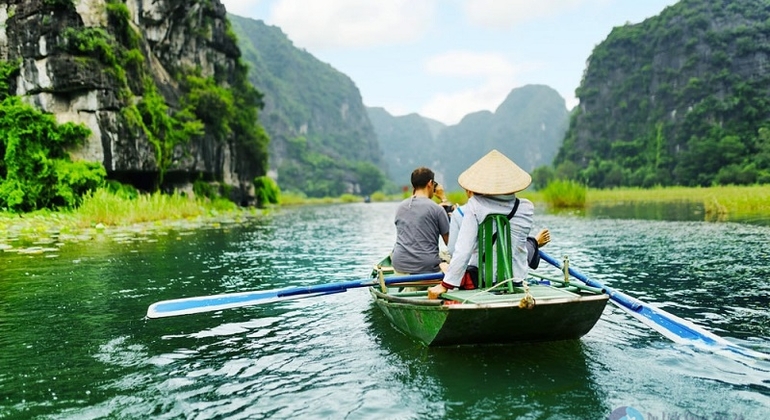 Ninh Binh: Excursión a Hoa Lu y Tam Coc en un Día, Vietnam