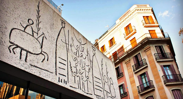 Barcellona: Storia, Сuriosità e Еrasformazioni del Gotico e del Born