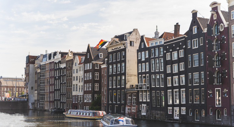 Visita a pie de Ámsterdam + Crucero por el Canal con bebidas y degustación de queso Operado por Guias&Tours