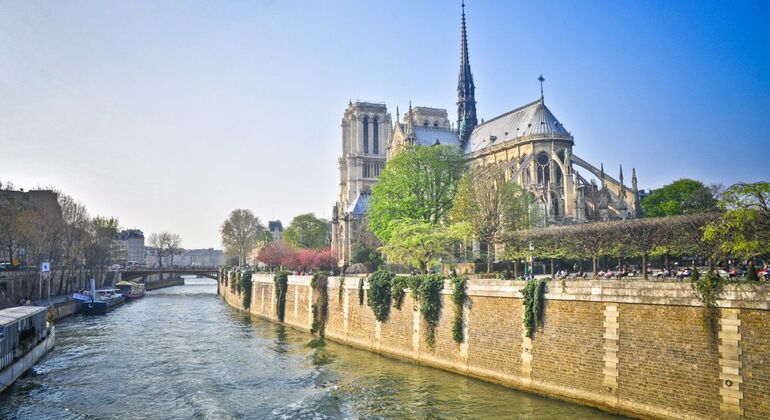 Paseo en Barco por el Sena en París Francia — #5