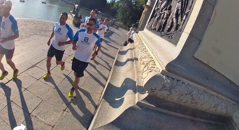 Tour de course à pied en bord de rivière à Madrid