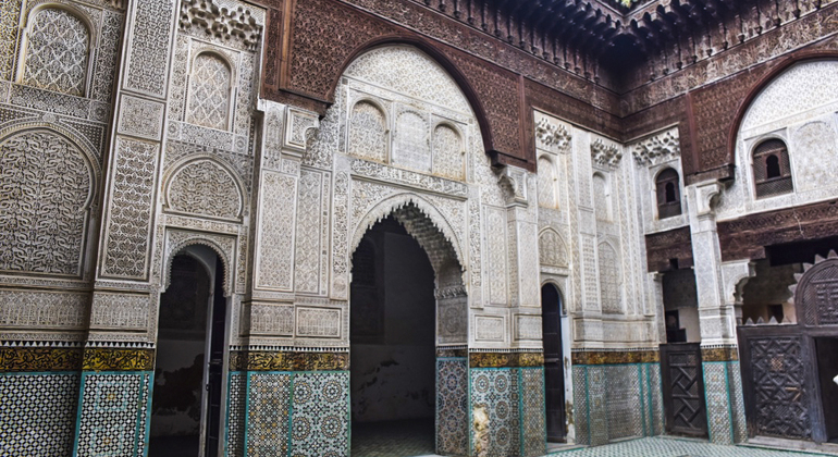 Private Guided Walking Tour in the Medina of Fes