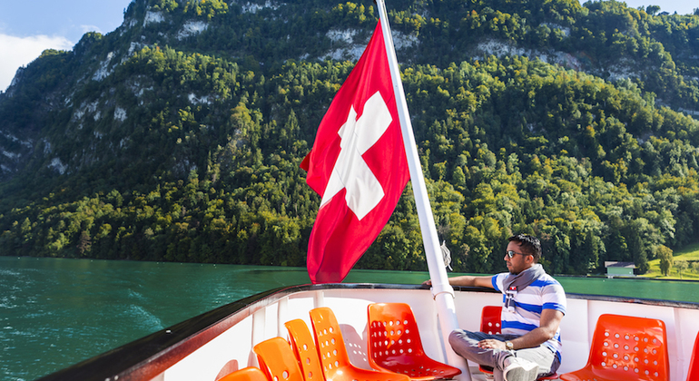 Passeio a pé e de barco em Lucerna, Switzerland