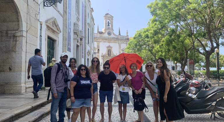 Passeios a pé gratuitos em Faro por habitantes locais, Portugal