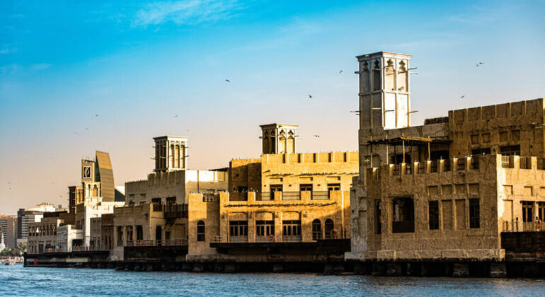 Descobrir a Cidade Velha do Dubai: Uma viagem criativa a pé Emirados Árabes Unidos — #4