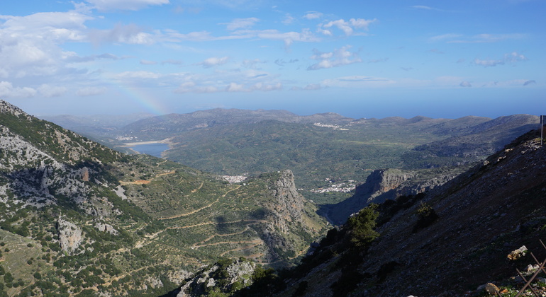 Circuit du plateau de Lasithi, de la grotte de Zeus et des villages Fournie par Cretan Vioma