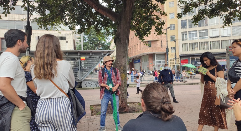 Tour alternativo de Bogotá Organizado por Oaca Colombia 
