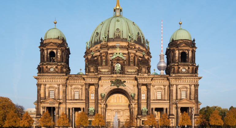 Berlin Awesome Tour Sites & Essen Bereitgestellt von A Zeyn