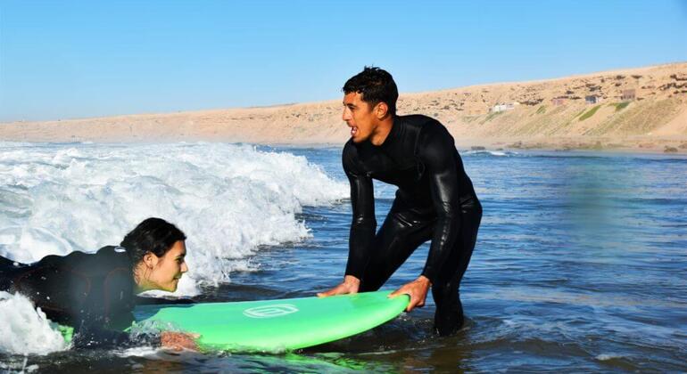 2 ore di lezione di surf a Taghazout Fornito da mohamed