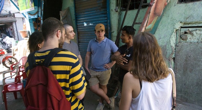 Slum of Mumbai Walking Tour India — #3