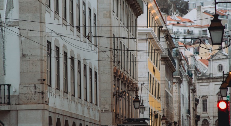 night-walking-tour-in-alfama-es-6