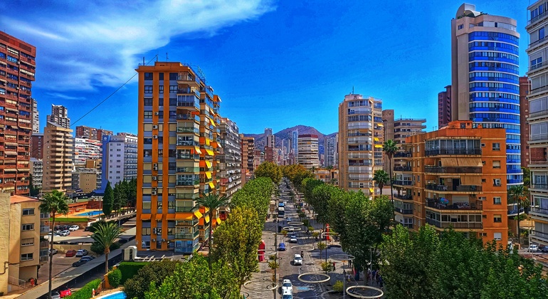 Um passeio imperdível por Benidorm, Spain