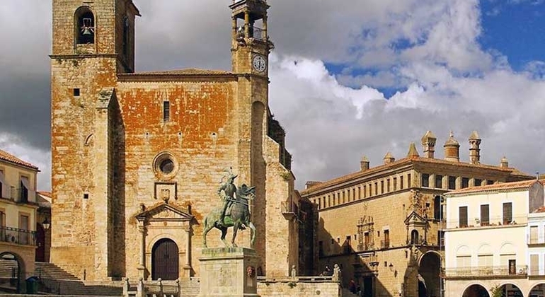 Tour of Trujillo: Monumental Medieval Scenery, Spain