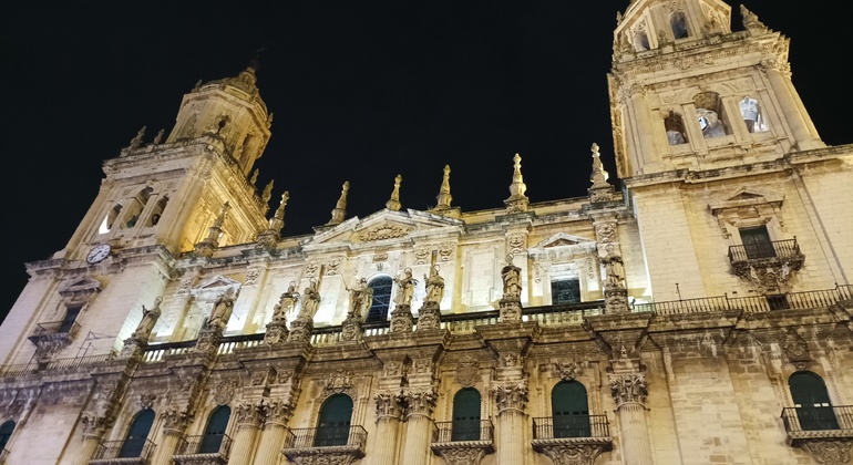 Free Tour Jaén at Night Provided by Josue