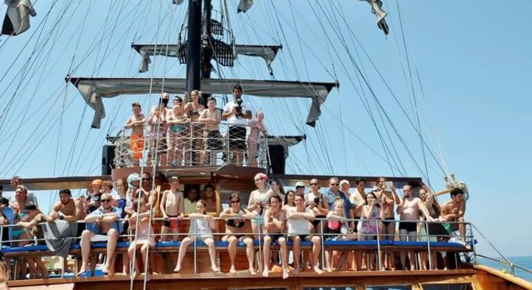 Excursión en catamarán todo incluido desde Alanya