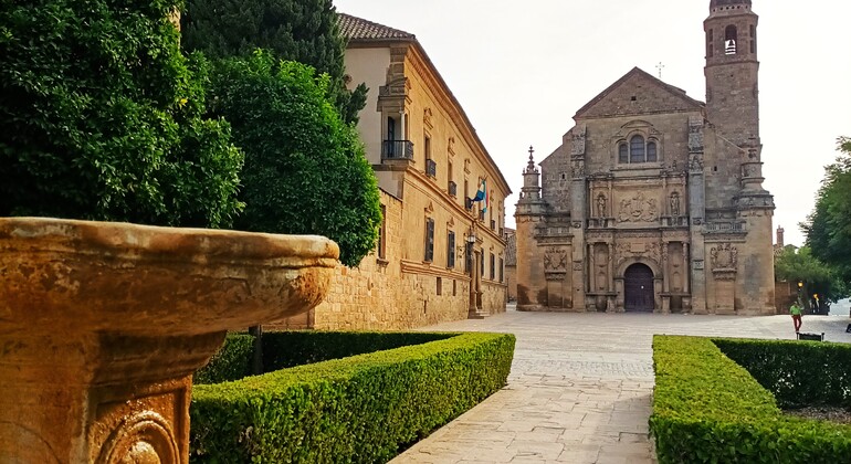 Úbeda Monumental Tour: Tickets to Monuments and Alcazar Viewpoint