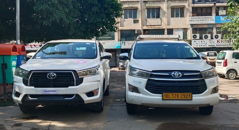 Viagem de um dia em carro privado e motorista em Nova e Velha Deli Organizado por Sunil Chindalia