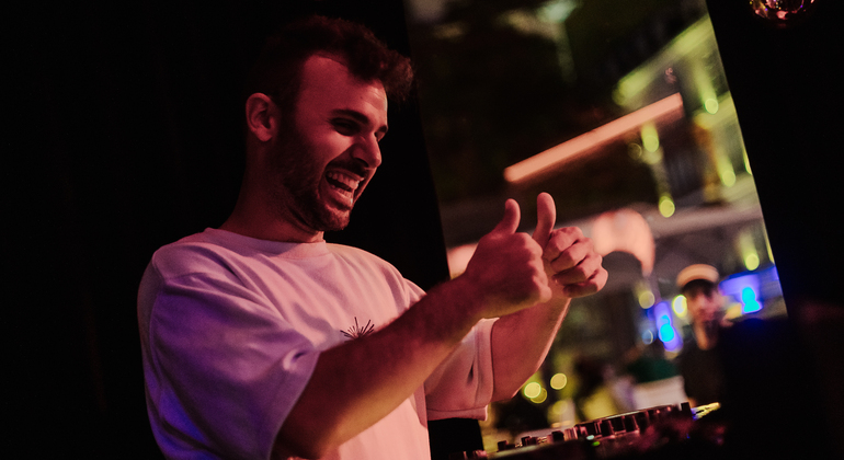 Barcelona: Fiesta en Albergues  España — #6