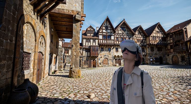 Visita gratuita imersiva com realidade virtual Viaje no tempo em Praga! Organizado por Verneus Tours