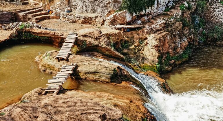 from-marrakech-ouzoud-waterfalls-guided-hike-boat-trip-es-12
