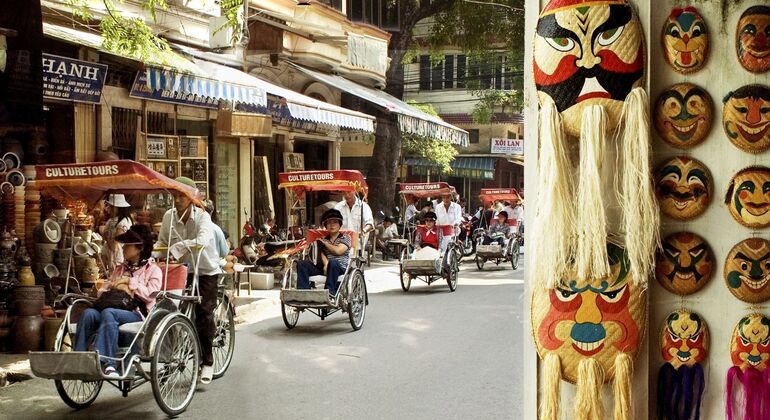 hanoi-evening-tour-with-cyclo-water-puppet-show-es-4