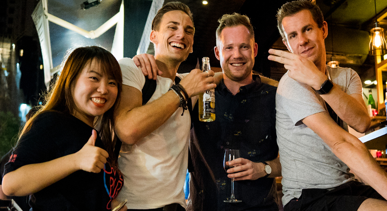 La folle tournée des bars de Hong Kong Fournie par Crazy Hong Kong Pub Crawl