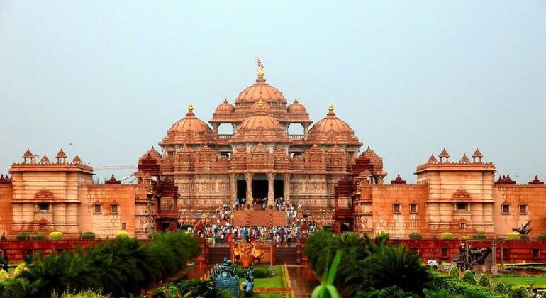 Delhi Temple Walk Guided Tour