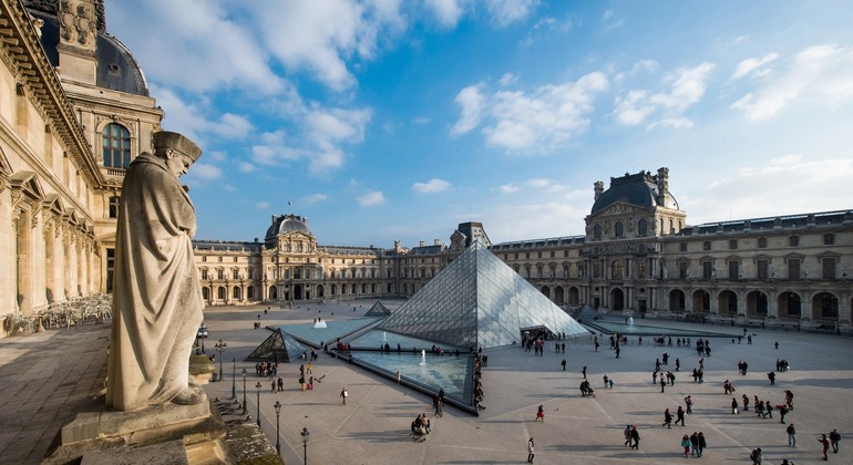 Bienvenue à Paris - Visite en italien Fournie par Les Parigots