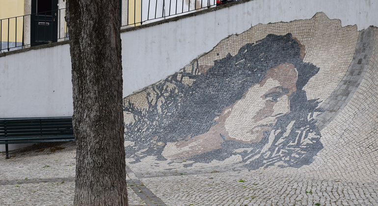 lisbon-small-group-van-tour-with-alfama-belem-es-2