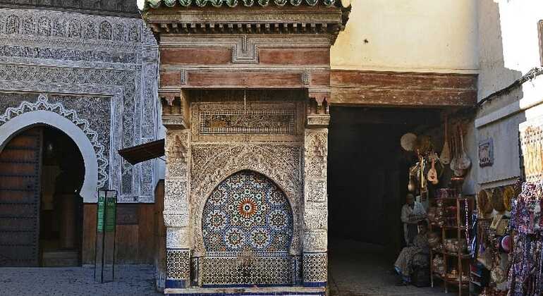 discover-the-hidden-treasures-of-old-medina-fez-en-5
