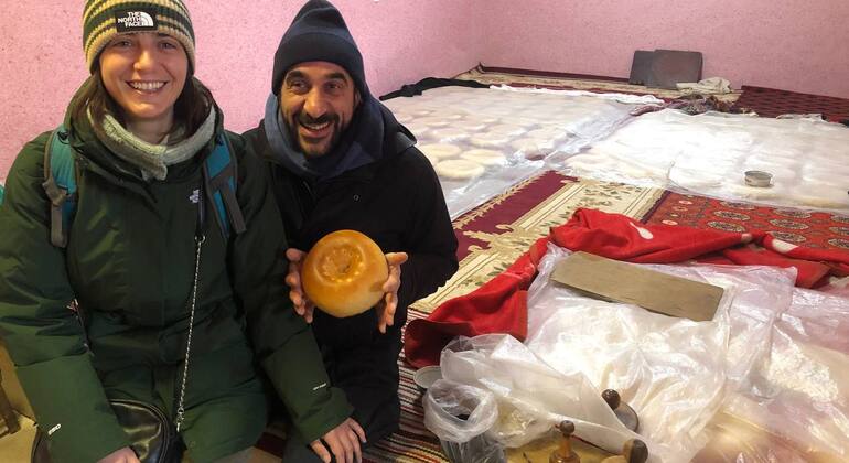 Stolz auf Samarkand - Samarkand-Brot Bereitgestellt von Samarkand Tourist Information Center