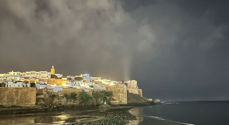 Passeio a pé em Rabat, cidade das luzes à noite Organizado por Youssef 