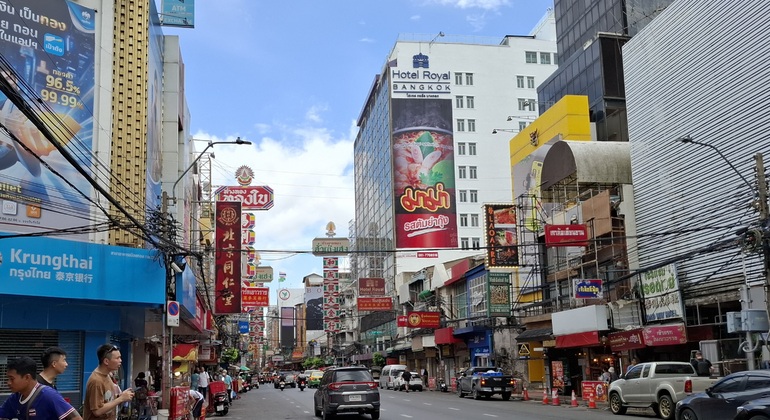 Kostenlose Tour durch den historischen Bahnhof von Bangkok nach Chinatown! Thailand — #8