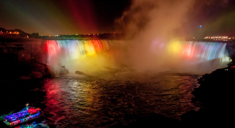 Excursión nocturna a pie por las cataratas del Niágara, USA