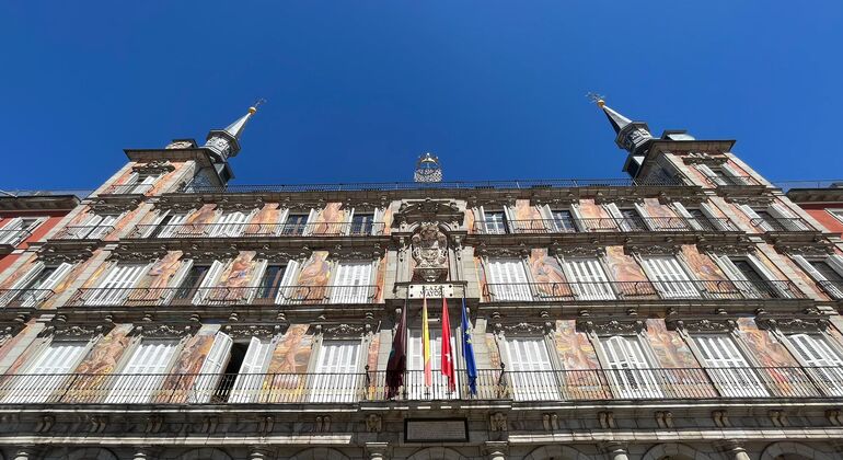 Passeio a pé pelo centro histórico de Madrid: Desvendando tesouros históricos Organizado por CityStrides Tours