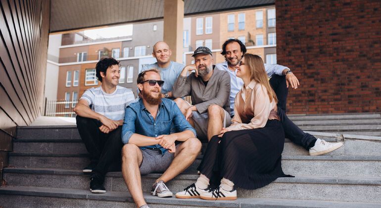 free-communist-tallinn-walking-tour-es-10