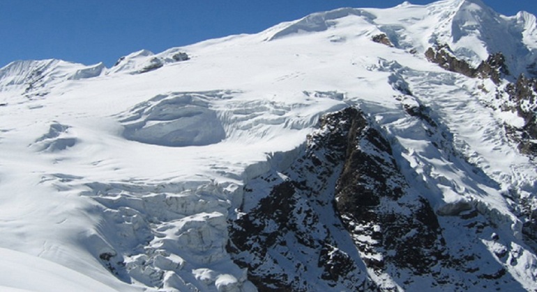 Everest Mountain Flight Provided by Sobit Bhandari 