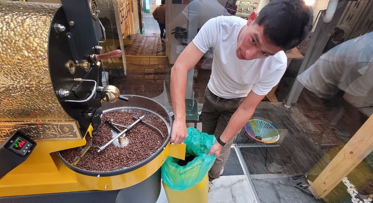 bogota-coffee-tasting-roasting-filtration-espresso-tour-en-2