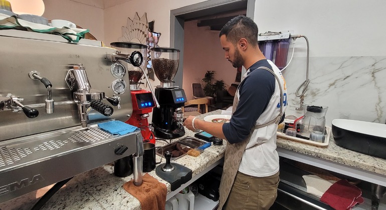 bogota-coffee-tasting-roasting-filtration-espresso-tour-en-8