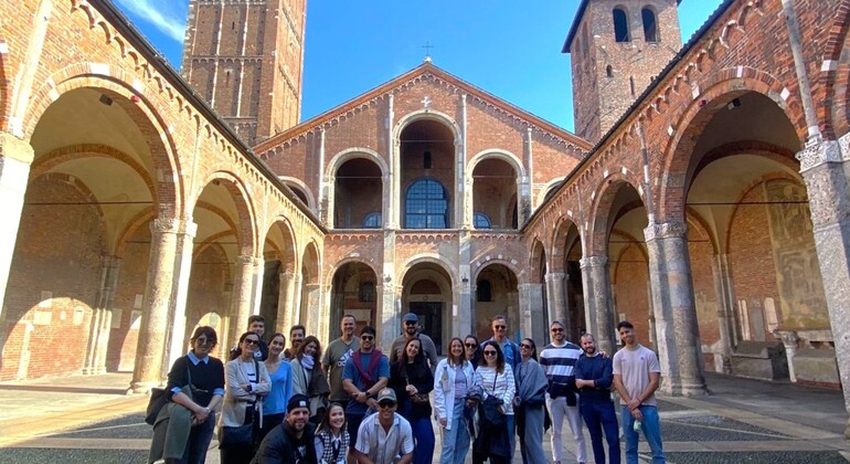 Roman, Fascist and Navigable Milan Free Tour