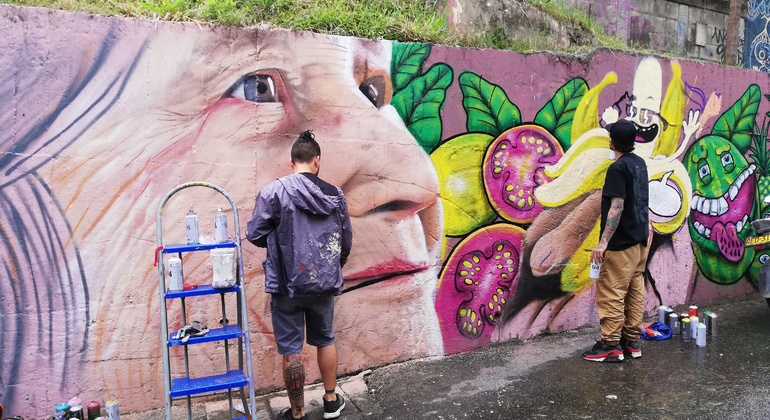 Tour in Comuna 13 of Medellín Colombia — #5