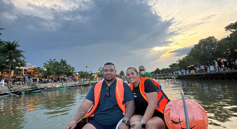Coconut Boat & Lantern Boat Tour Vietnam &mdash; #3