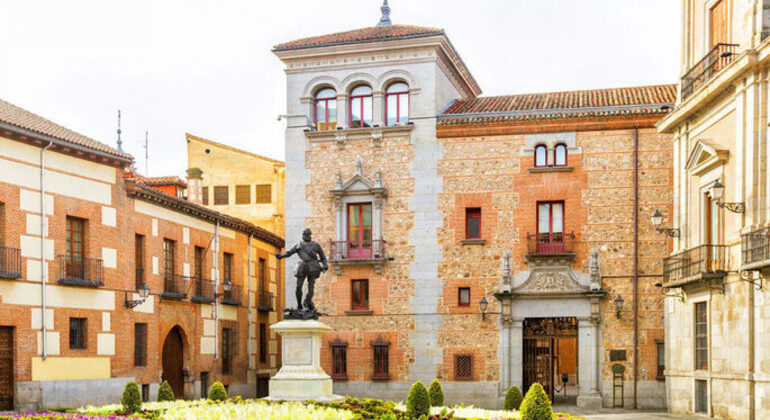 free-tour-of-the-secret-madrid-es-2