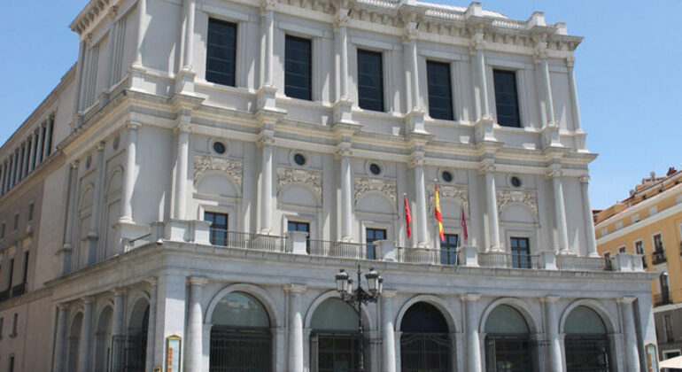 free-tour-of-the-secret-madrid-es-3